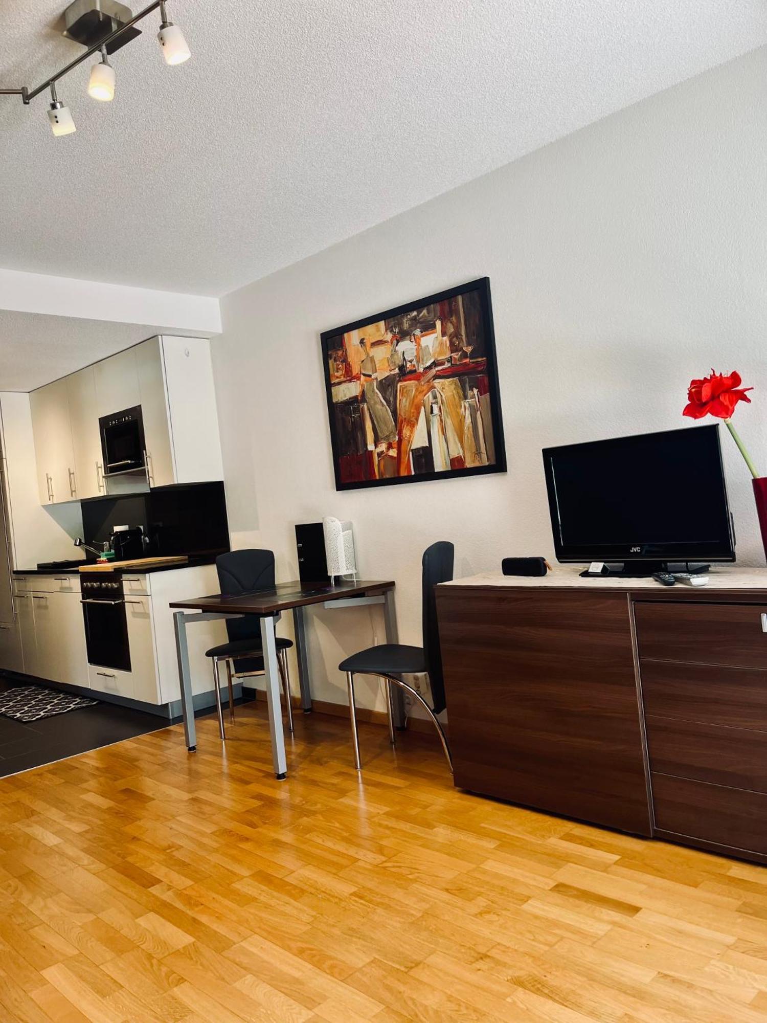 Apartments Residenz Iris Leukerbad Εξωτερικό φωτογραφία