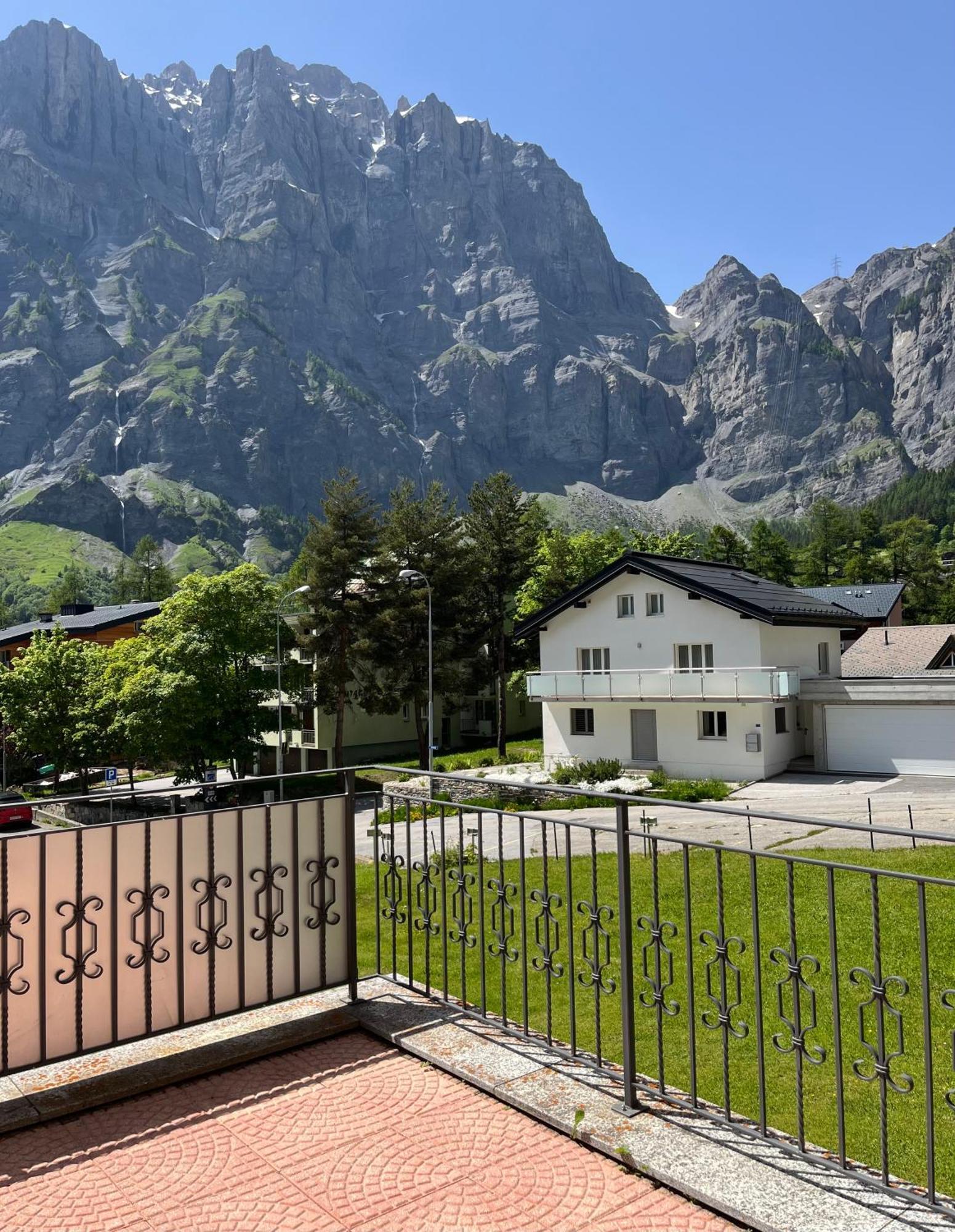 Apartments Residenz Iris Leukerbad Εξωτερικό φωτογραφία